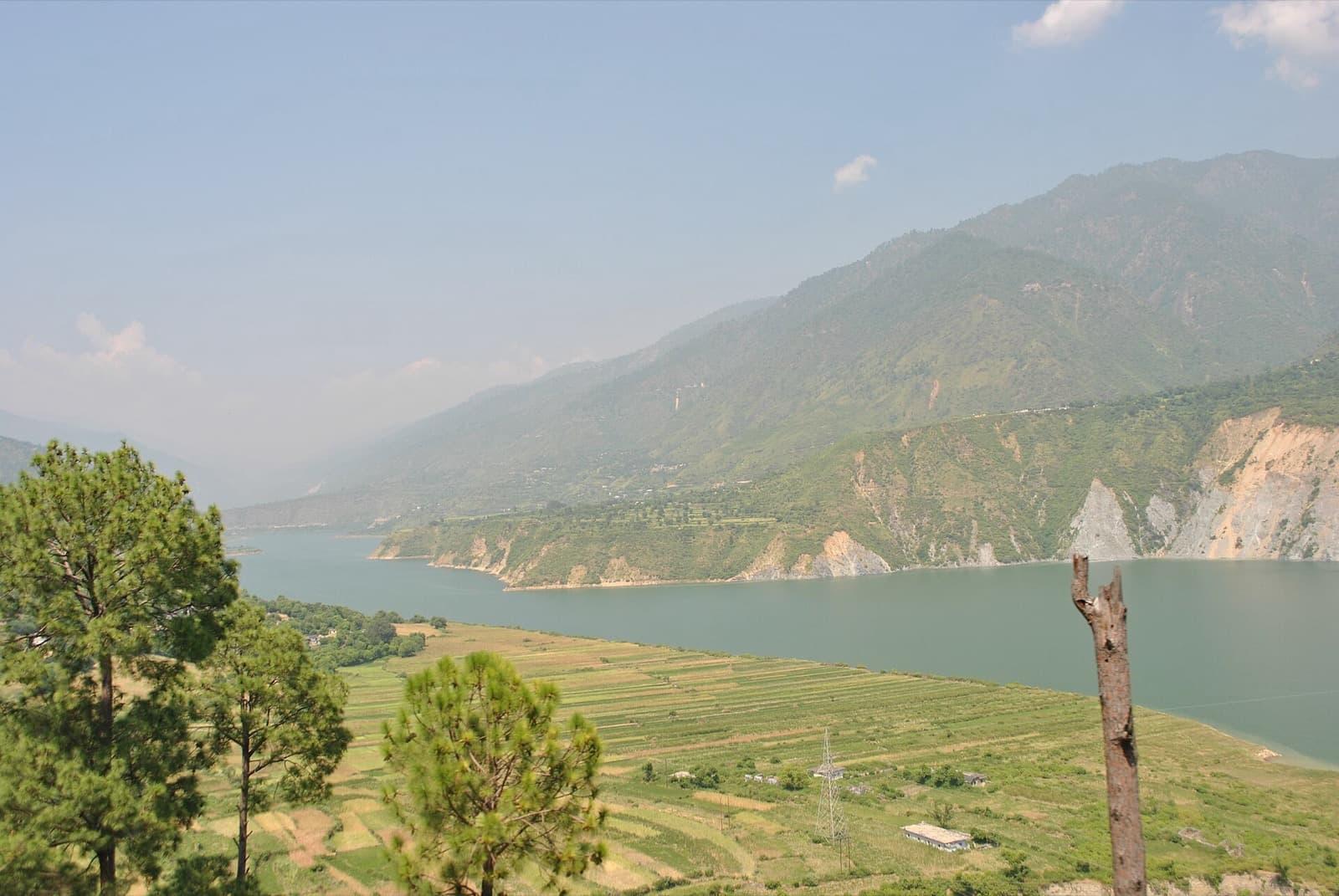 The emerald waters of Tehri Lake among the Uttarakhand hills
